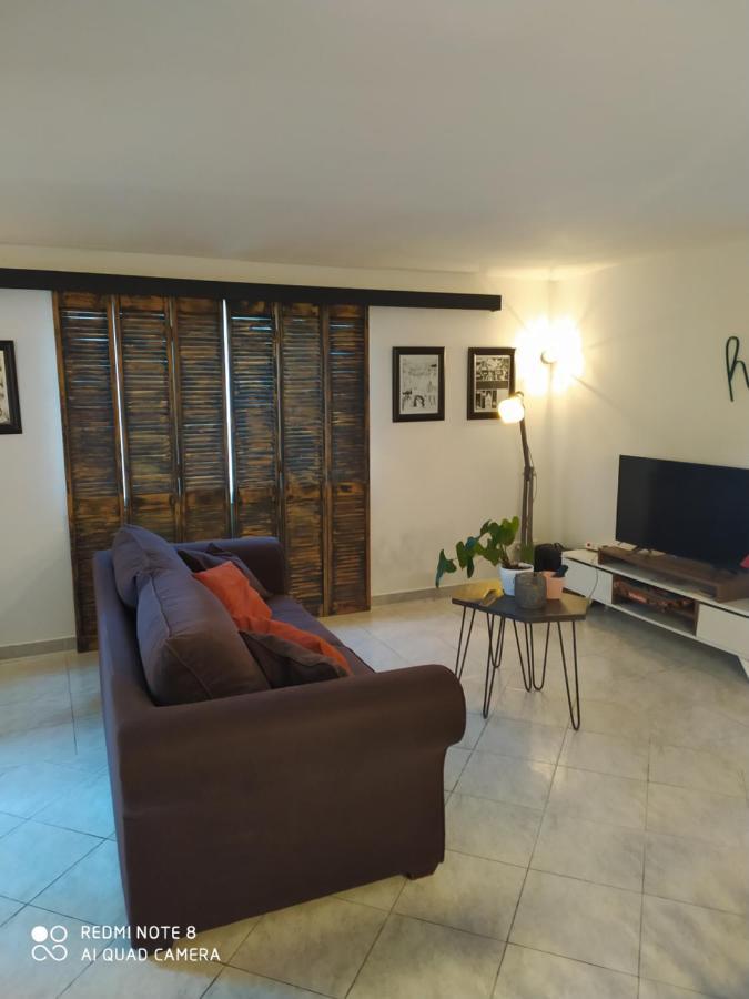 Appartement Giovanna Ceyreste Buitenkant foto